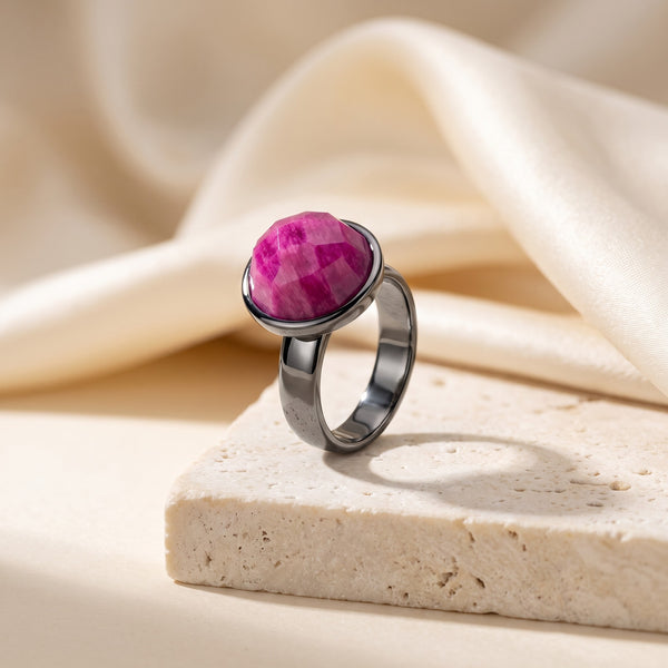Anel Classic - Feldspato Rosa Pink, banhado a ródio negro