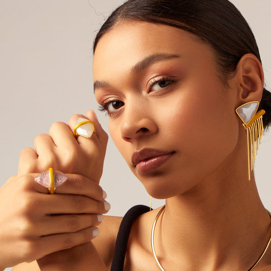Anel Kahina - Ágata Branca Semijoias de luxo e design exclusivo