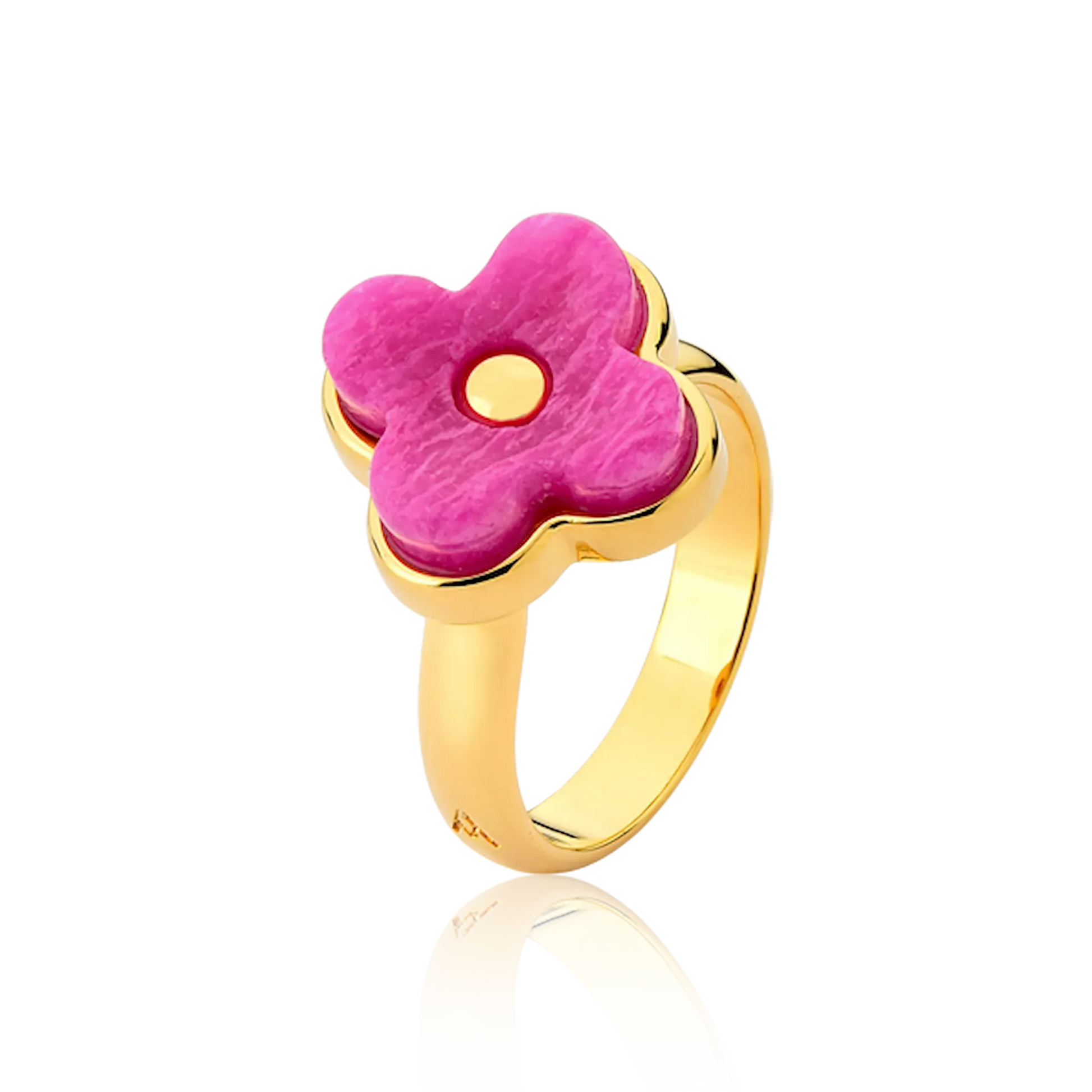 O Anel Afeto com Feldspato Rosa Pink em Banho de Ouro 18K é a joia ideal para quem busca estilo e sofisticação. A cor vibrante da pedra natural cria um visual luxuoso e atemporal em contraste com o banho dourado.